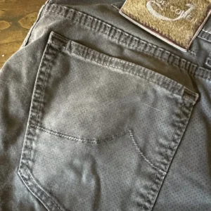 Jacob Cohen pantaloni in cotone+elastan Colore marrone Taglia W34