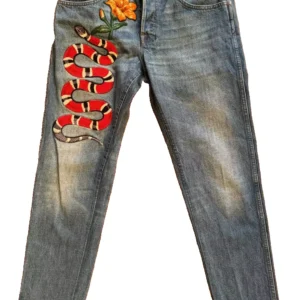 Gucci, blue jeans in denim di cotone Colore blu délavé Taglia W33