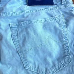 Jacob Cohen pantaloni in cotone+elastan Colore azzurro cielo Taglia W35