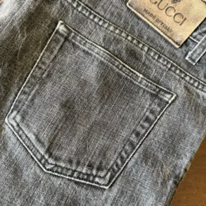 Gucci blue jeans in denim di cotone Colore grigio délavé Taglia 54 IT