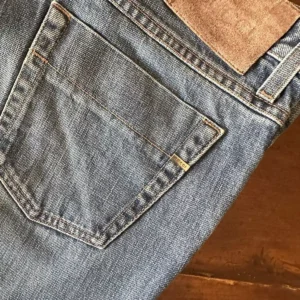 Gucci, blue jeans in denim di cotone Colore blu délavé Taglia 46 IT