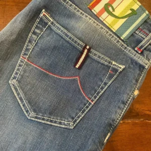 Jacob Cohen blue jeans in denim di cotone + elastan Colore blu délavé Taglia W35