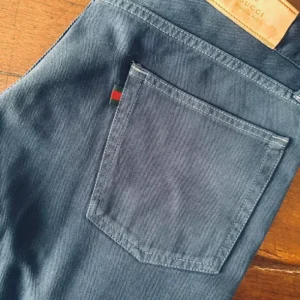 Gucci pantaloni in cotone + elastan Colore blu scuro Taglia 52 IT