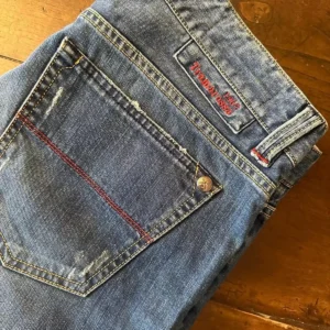 Tramarossa, blue jeans in denim di cotone + elastan Colore blu délavé Taglia W33