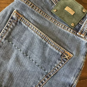 Tramarossa, blue jeans in denim di cotone + cachemire Colore blu délavé Taglia W34