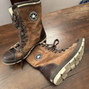 Converse, stivale in pelle scamosciata marrone Taglia 11,5 UK