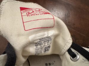 Converse, sneakers alte in tessuto bianco con stampa Taglia 11 UK - immagine 5