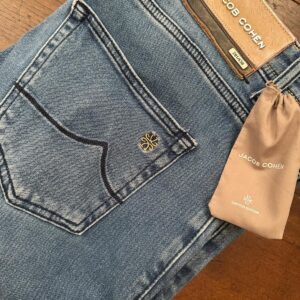 Jacob Cohen Limited Edition, blue jeans in denim di cotone + elastan Colore blu délavé Taglia W33