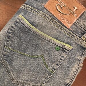 Jacob Cohen Limited Edition, blue jeans in denim di cotone+elastan Colore blu délavé Taglia W33