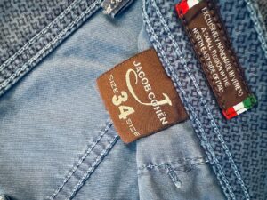 Jacob Cohen Academy pantaloni in cotone + elastan Fantasia su fondo azzurro Taglia W34 - immagine 5