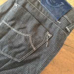 Jacob Cohen pantaloni in puro lana Colore: piccoli quadri marrone Taglia W35