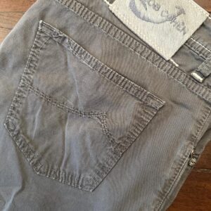 Jacob Cohen pantaloni in cotone+elastan Colore kaki Taglia W34