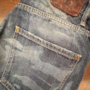 Dsquared2, blue jeans in denim di cotone+elastan Colore blu camouflage Taglia 56 IT